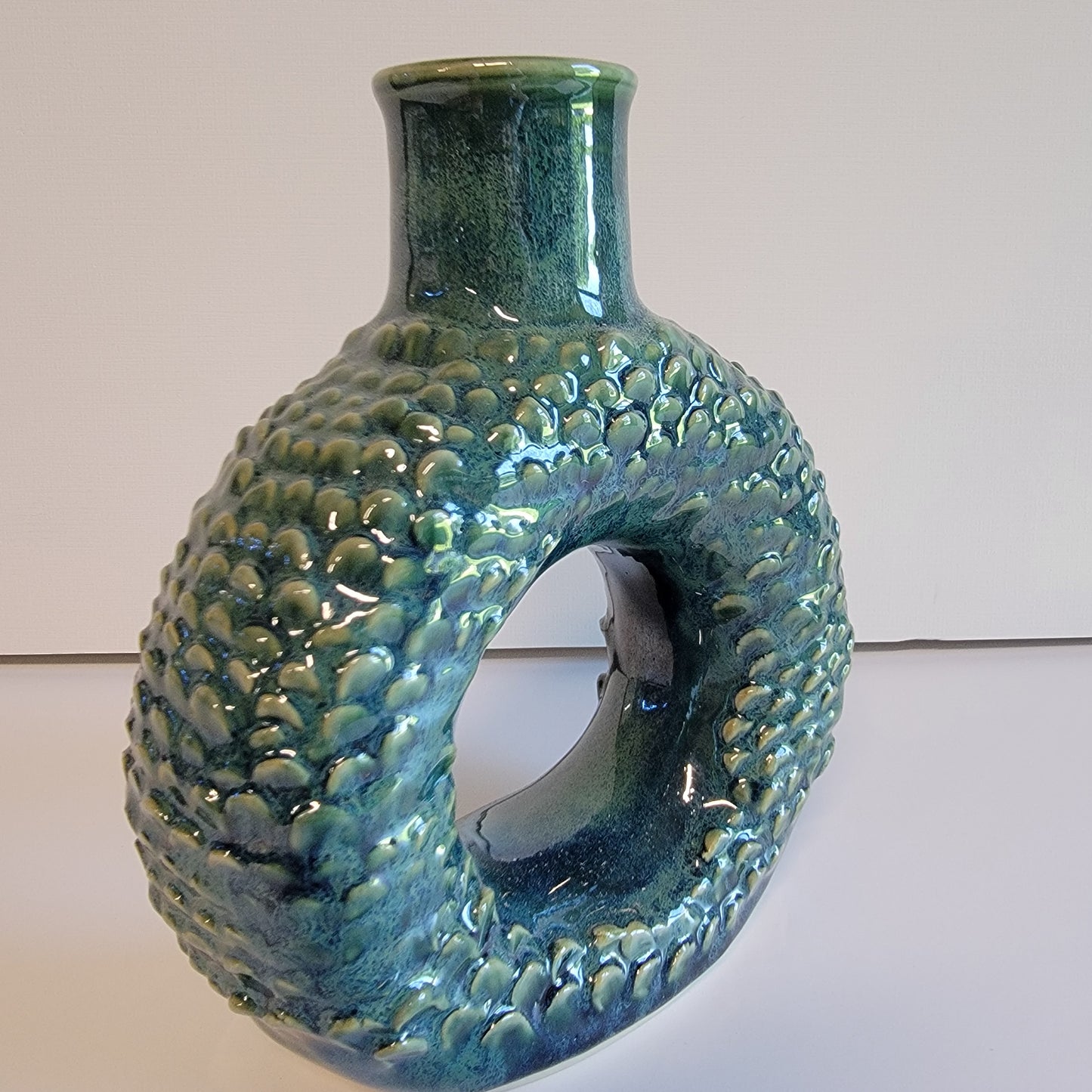 Green/blue dragon scale donut vase