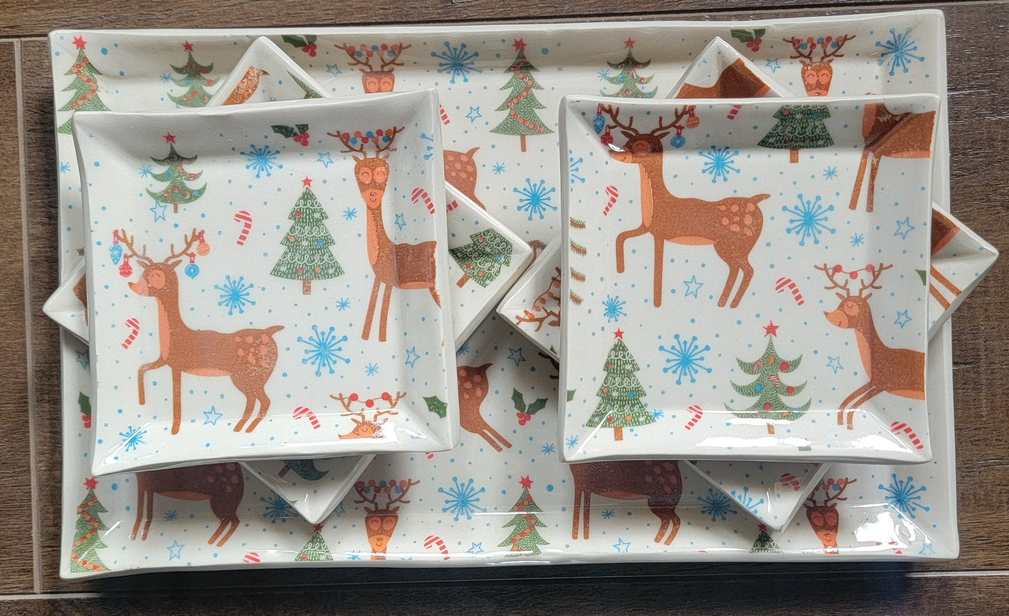 Reindeer Plate Set